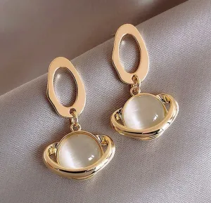 E1503 - Elegant Pearl Drop Earrings