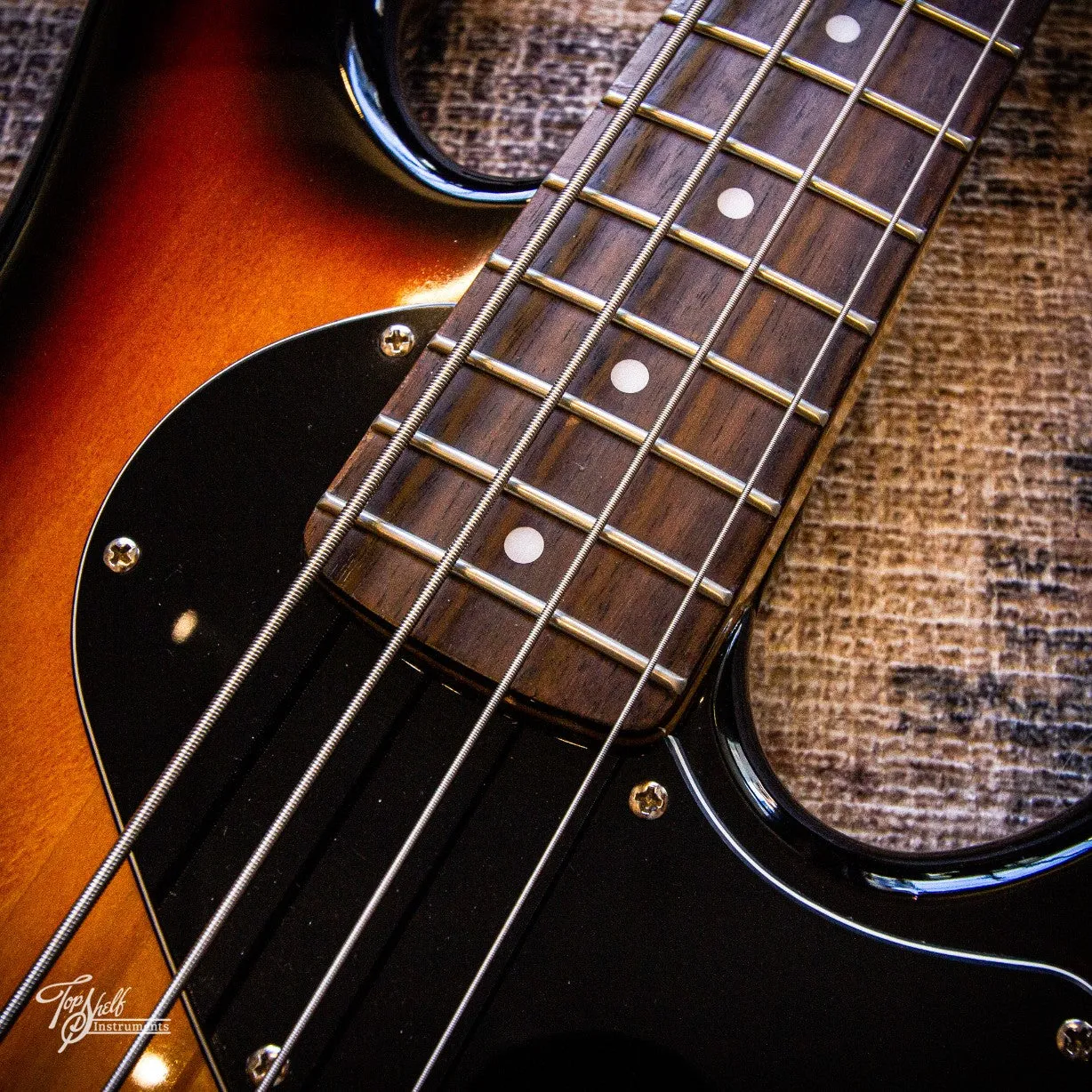 Squier Deluxe Dimension Bass IV Sunburst 2014