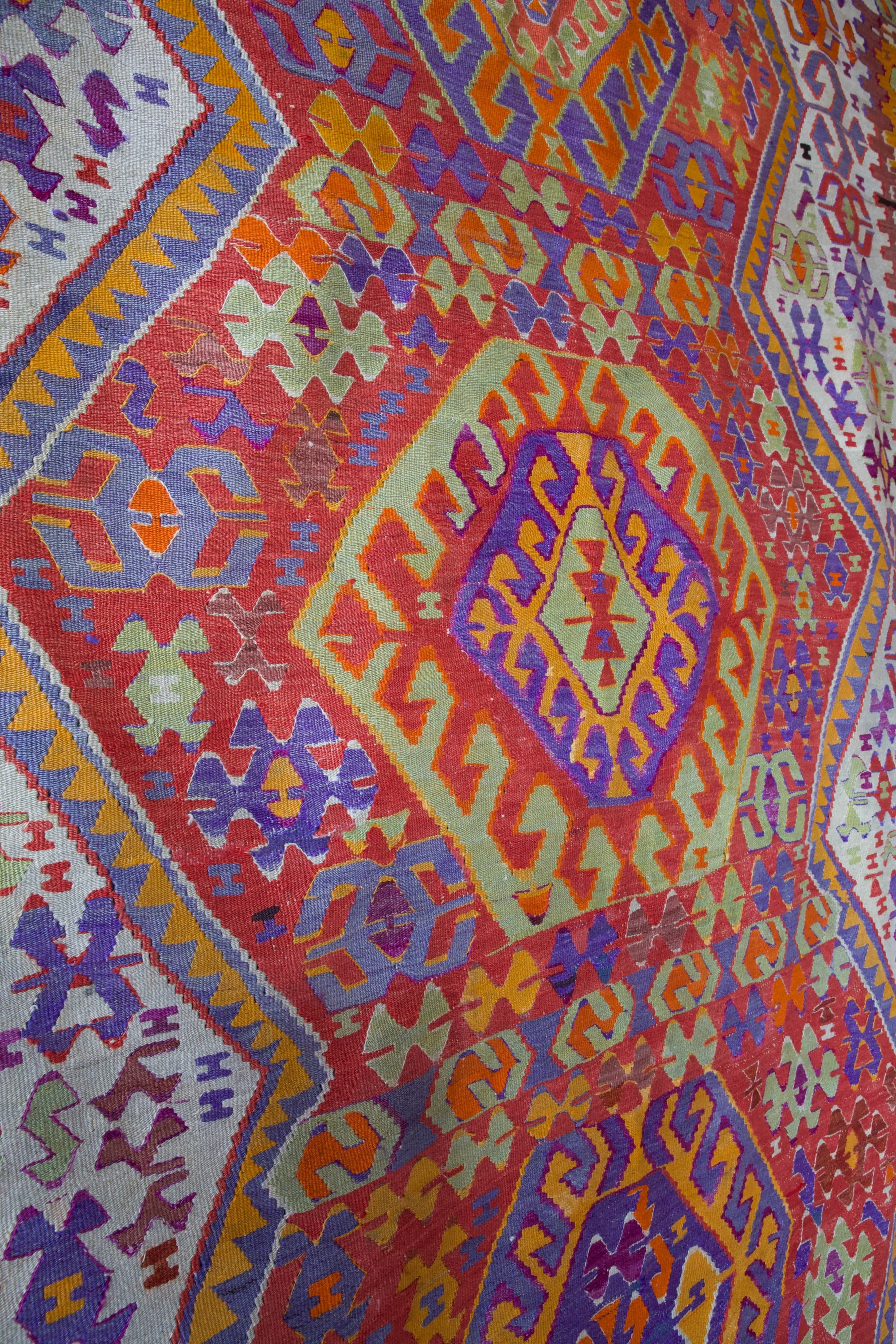 Vintage Kutahya Kilim Rug 6'7"x9'5"